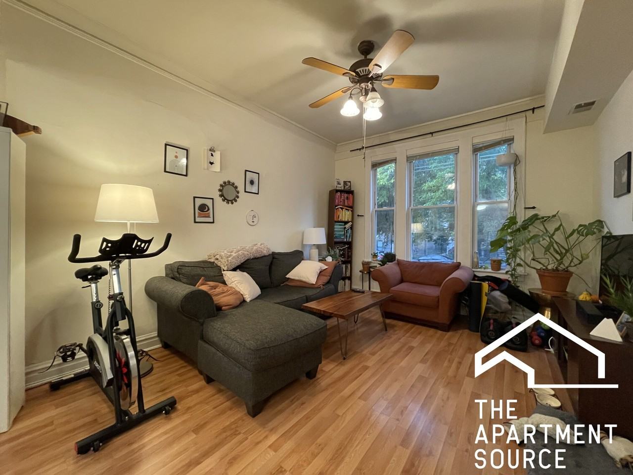 3052 W George St #1 - Photo 5 of 19