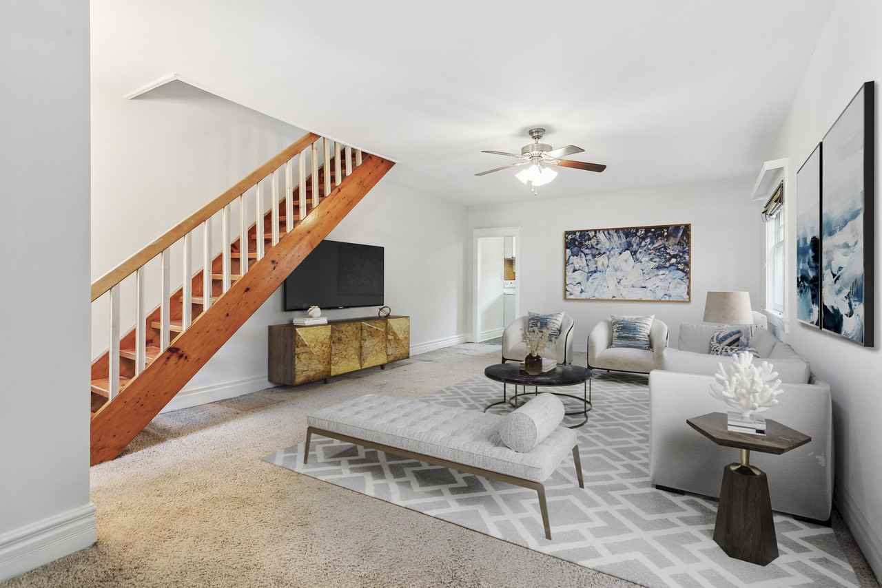 139 Kingsmount Park Road - Photo 3 of 10