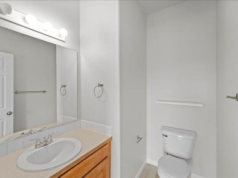 6228 Comiskey Dr - Photo 6 of 23