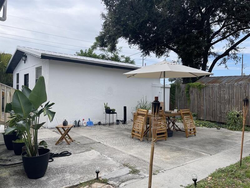 2406 E Clark St, Tampa, FL 33605 - Photo 2 of 26