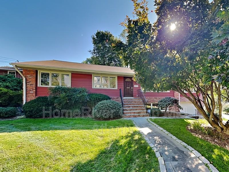 4126 N Randolph St - Photo 2 of 38