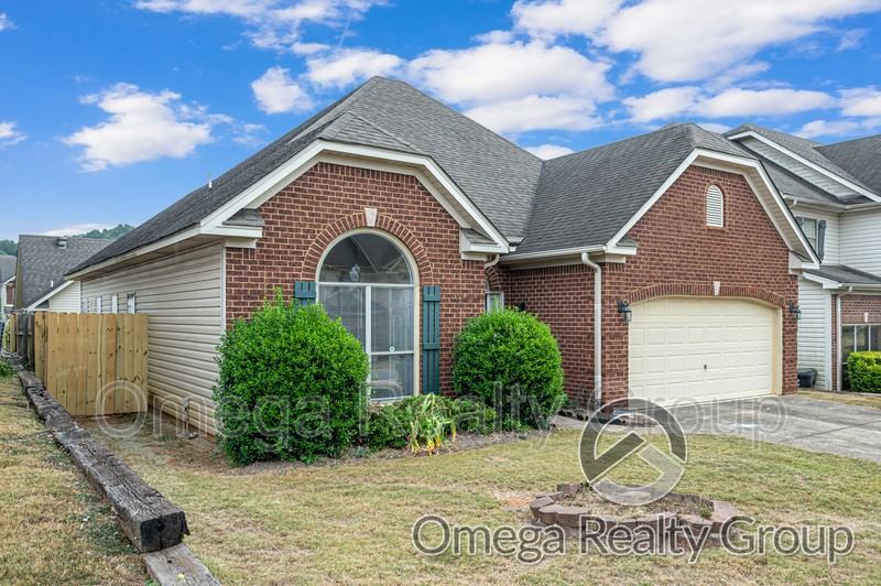 2161 Parsons Dr - Photo 6 of 43