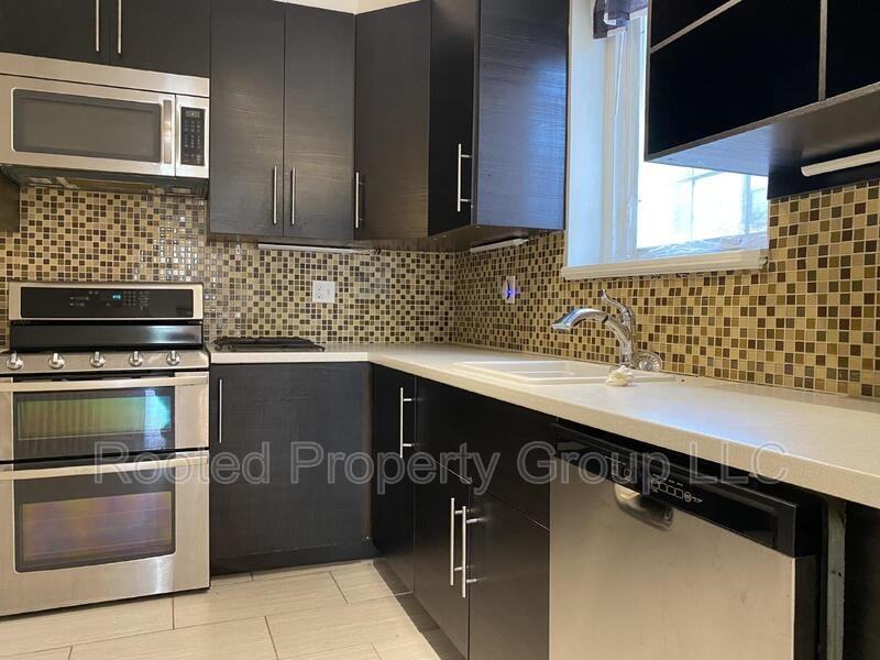 204 Washington St #1B