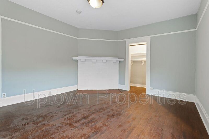 1005 Se 27th Ave #1 - Photo 6 of 12