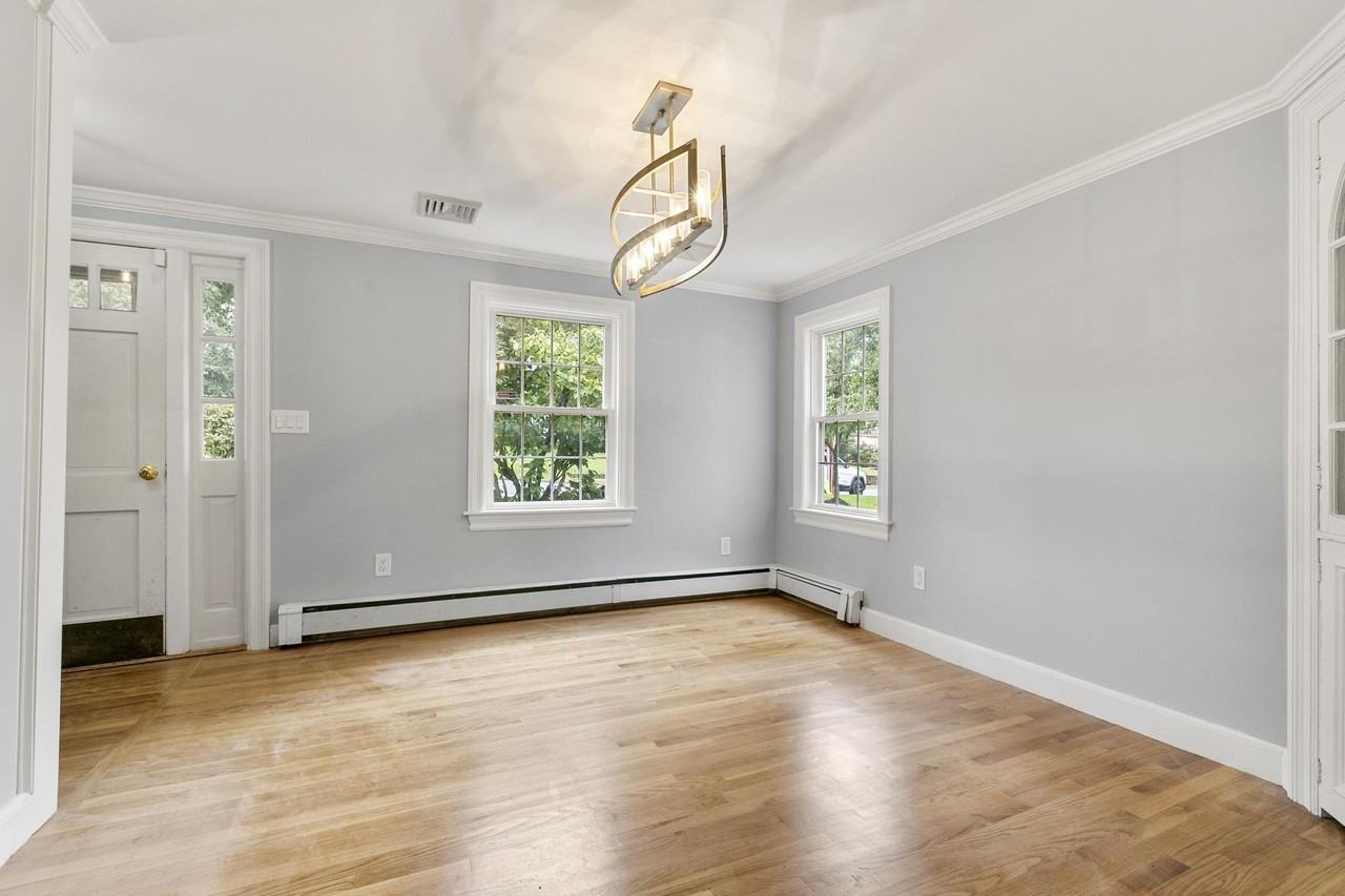 1 Martin Road - Photo 3 of 20