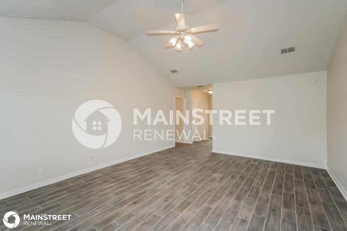 1237 Mac Duff Dr - Photo 3 of 16