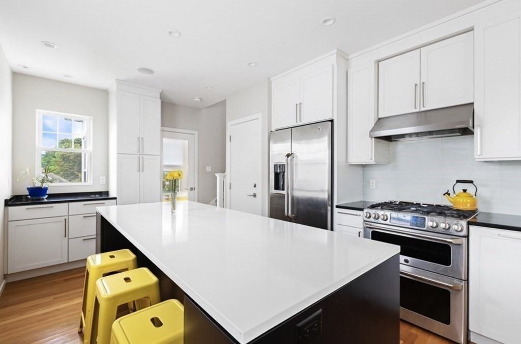 126 Redlands Rd #2 - Photo 2 of 24