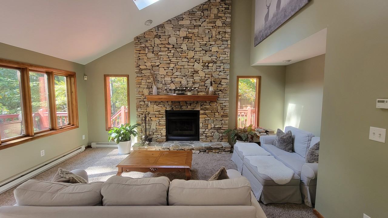 221 S Iroquois Cir #NA - Photo 2 of 14