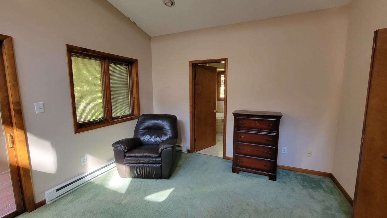 221 S Iroquois Cir #NA - Photo 3 of 14