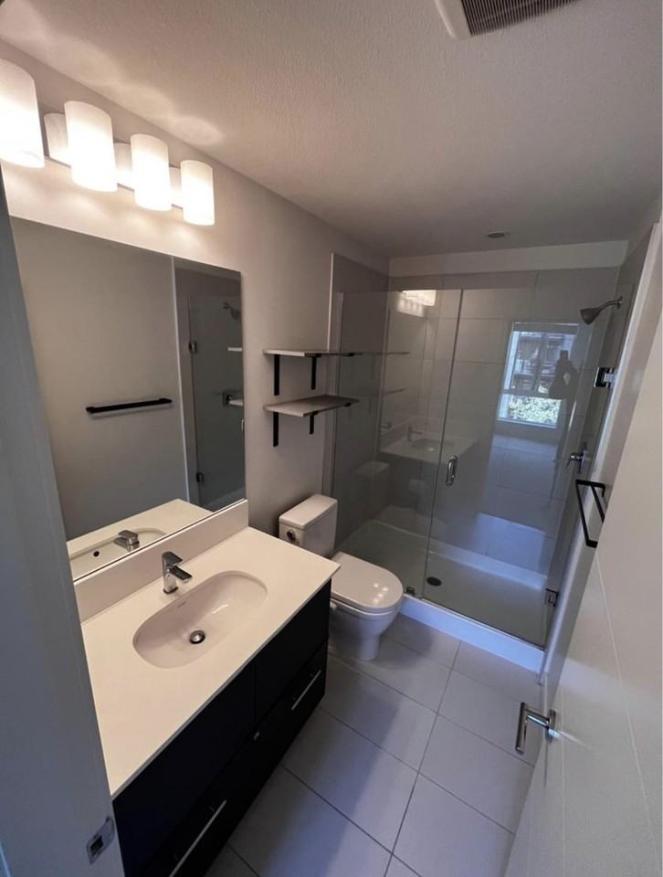 733 Third St W - Photo 3 of 4