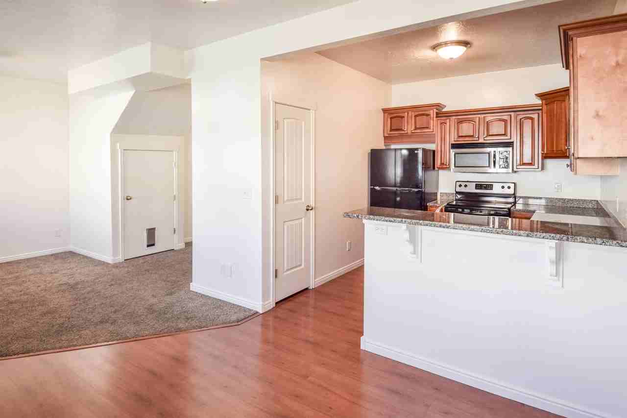 537 W 1570 N #102 - Photo 5 of 13