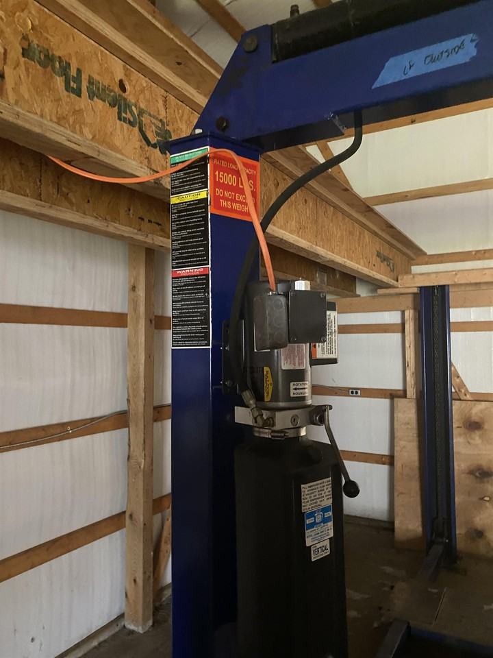 267 East Broadway #1 - Photo 6 of 8