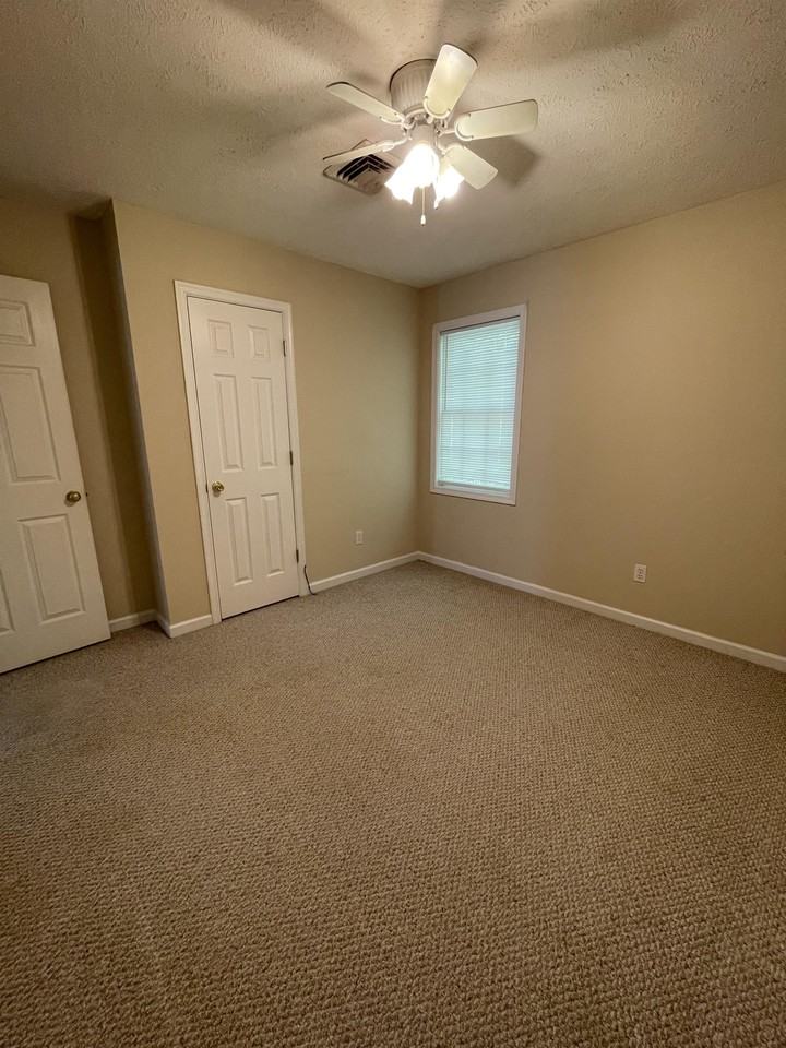 120 Waughs Ferry Rd #2 - Photo 6 of 12