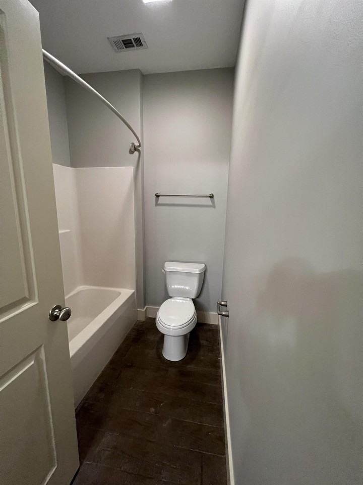 252 Lee Ln #1 - Photo 6 of 10