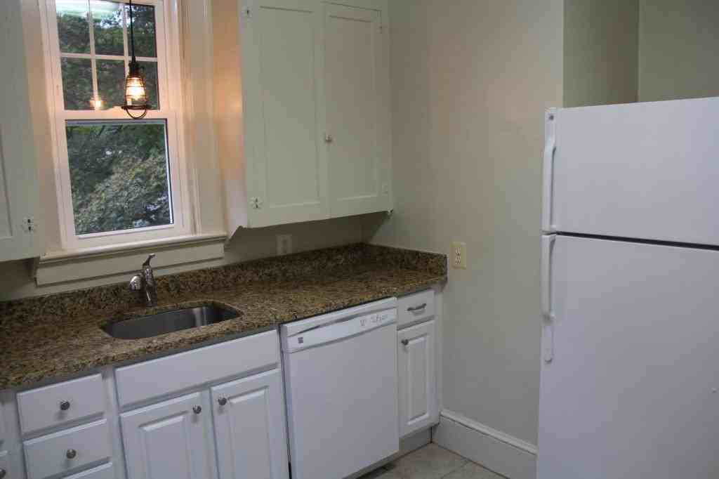 3414 17th St N ##Apt - Photo 4 of 20