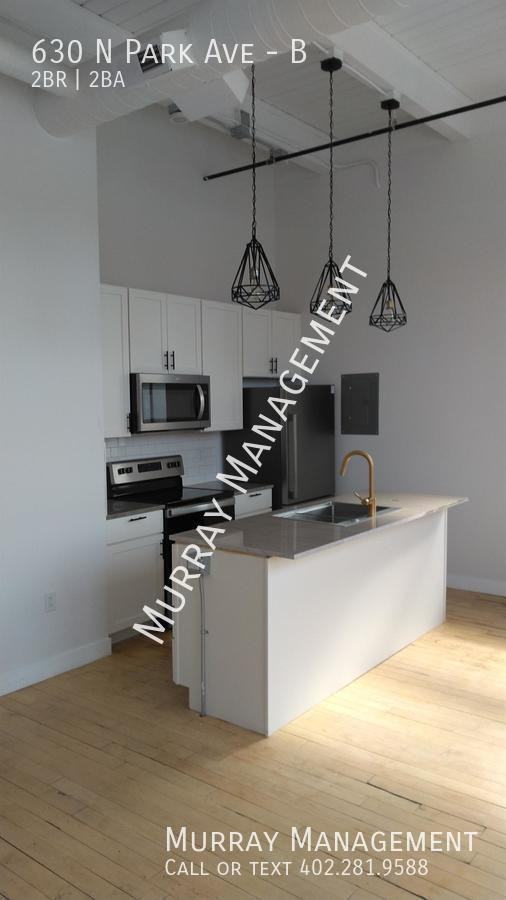 630 N Park Ave #B - Photo 3 of 10