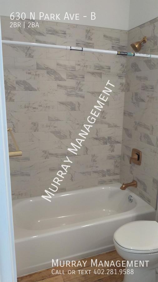 630 N Park Ave #B - Photo 7 of 10