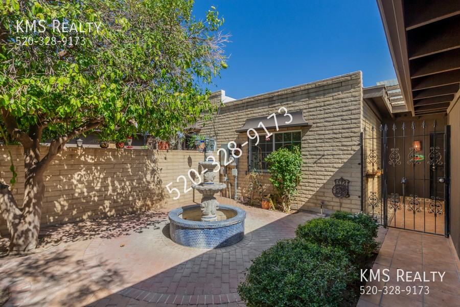 8173 N Gibraltar Dr - Photo 2 of 16