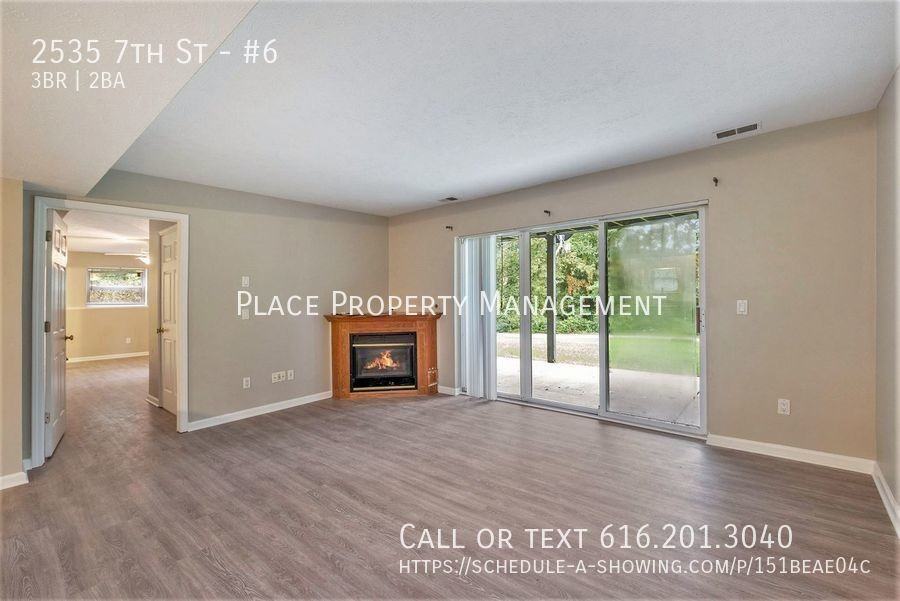 2535 7th St #6 - Photo 3 of 14