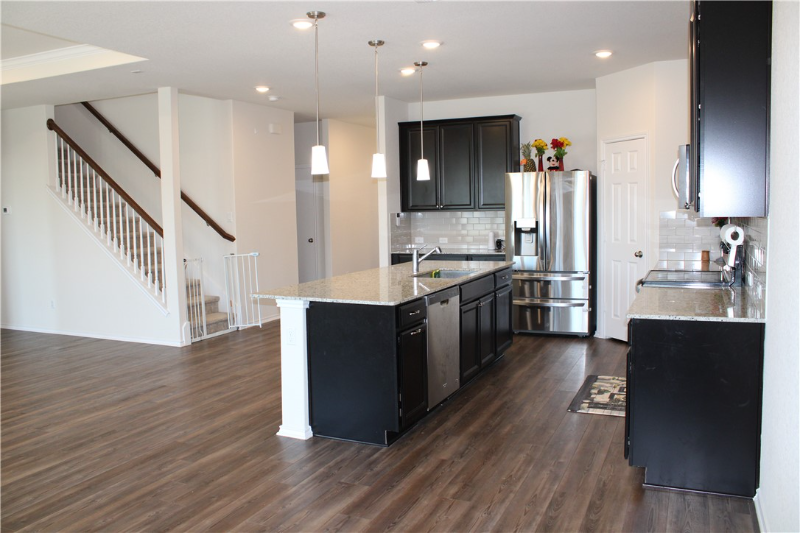 525 Gray Hawk Rdg - Photo 6 of 30