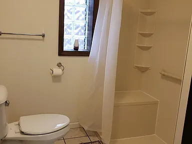 302 Catherine Ave #RD - Photo 3 of 10