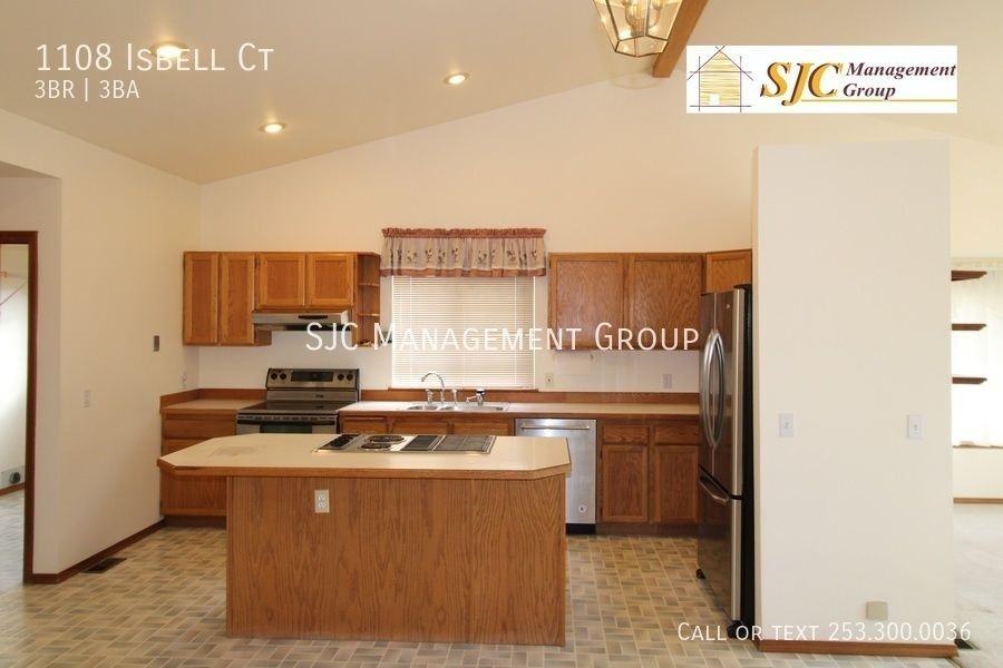 1108 Isbell Ct - Photo 2 of 15