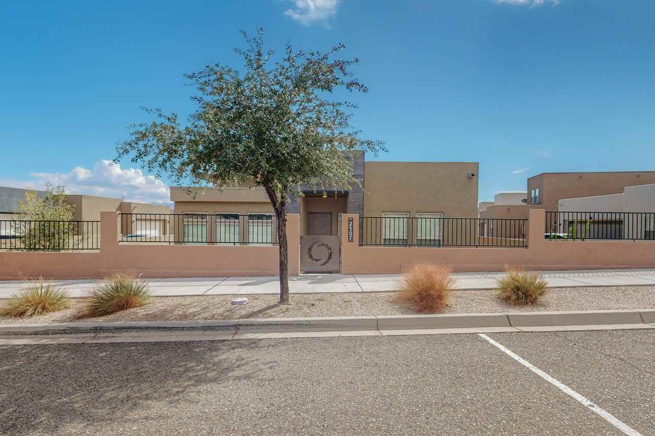 2507 Mariposa Loop Ne #1