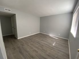 324 Vermont St Ne #B - Photo 1 of 1