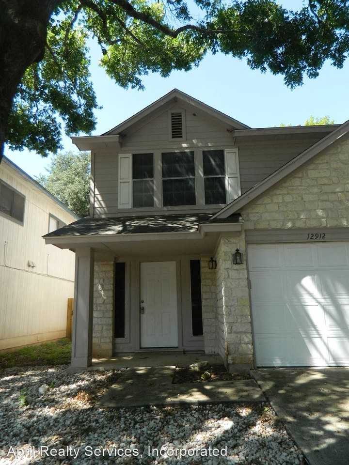 12912 Steeple Chase Dr - Photo 2 of 16