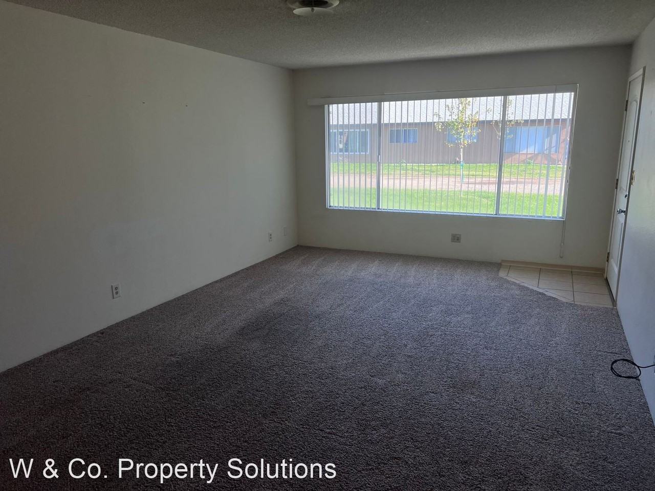 5760- 5768 Sunny Ln A-D - Photo 3 of 7