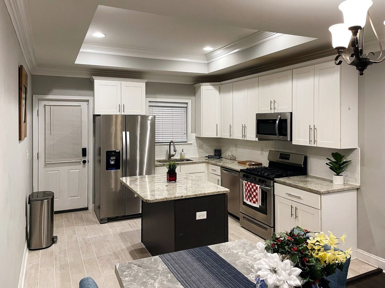 E Fairmount Ave - Photo 4 of 16