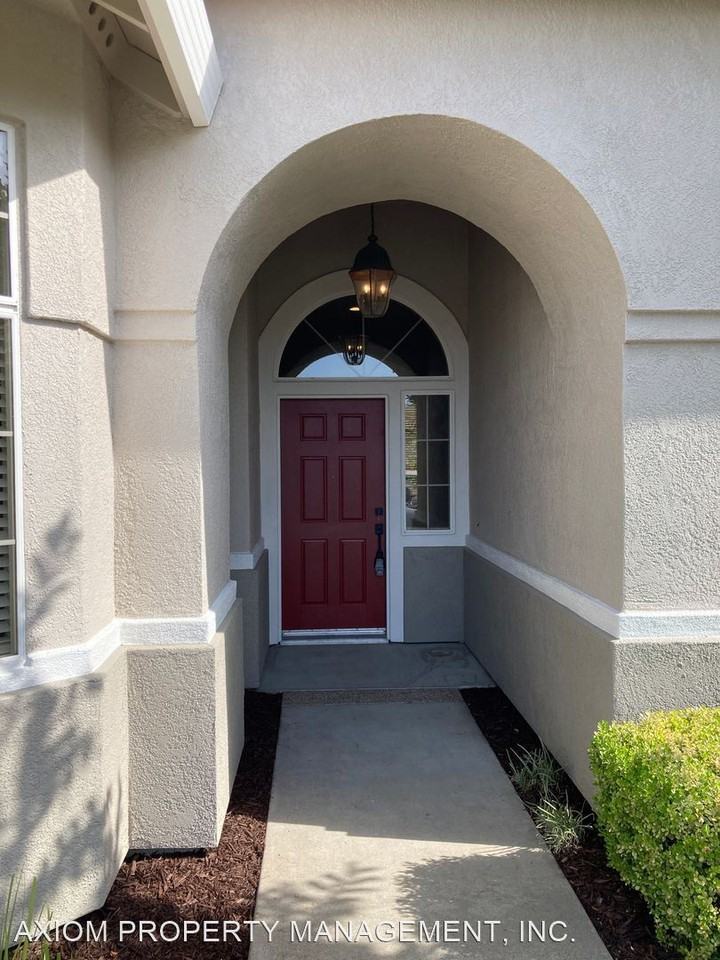 7609 Summertime Ln - Photo 2 of 19