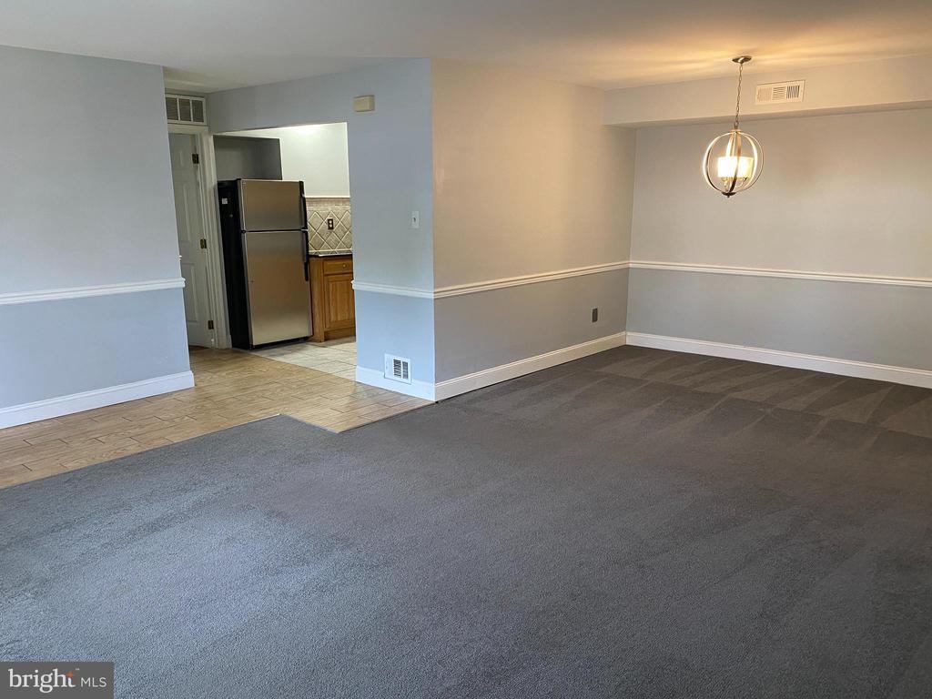 701 Steamboat Sta - Photo 3 of 24