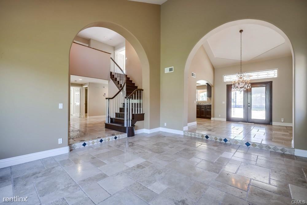 24330 Via Lenardo - Photo 3 of 11