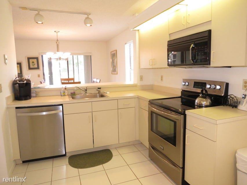 5920 S End Lake Dr #102 - Photo 3 of 23