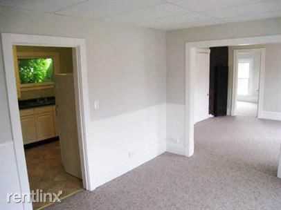 815 College Ave NE - Photo 2 of 10