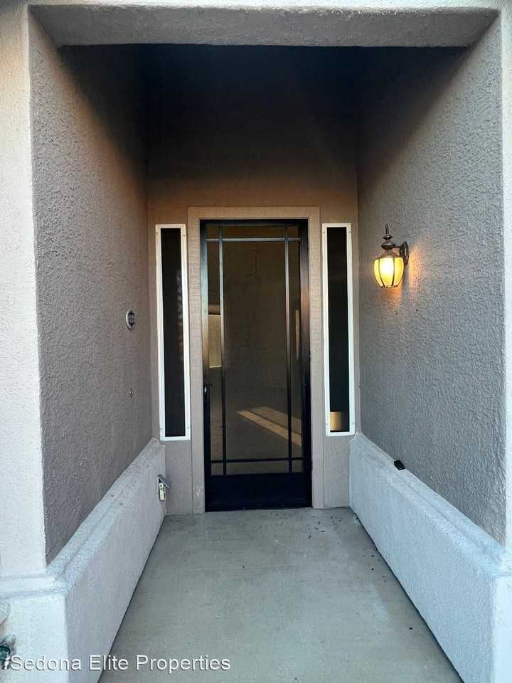 5400 E Calle Diamante - Photo 3 of 26