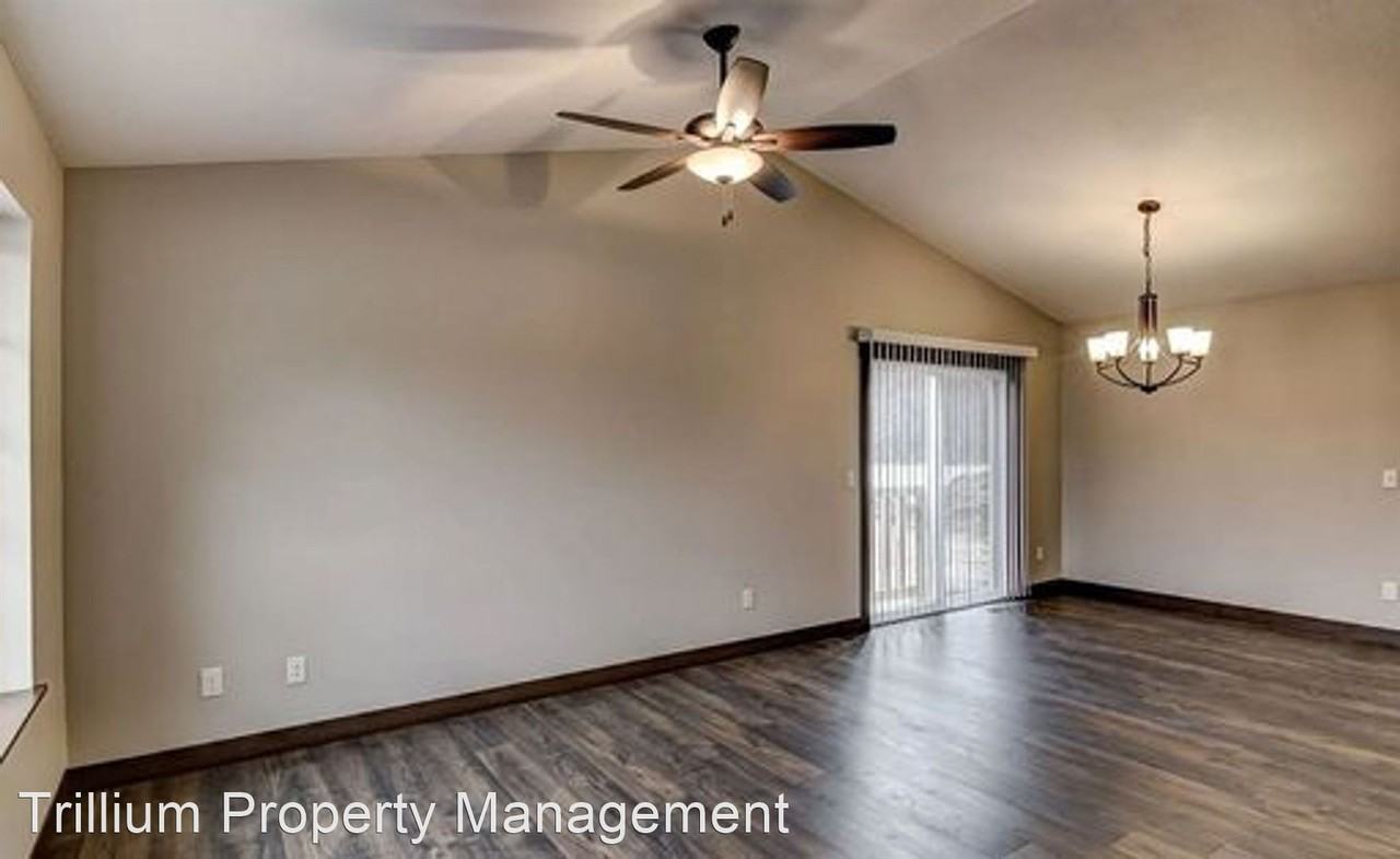 1640 Timber Trl - Photo 2 of 4