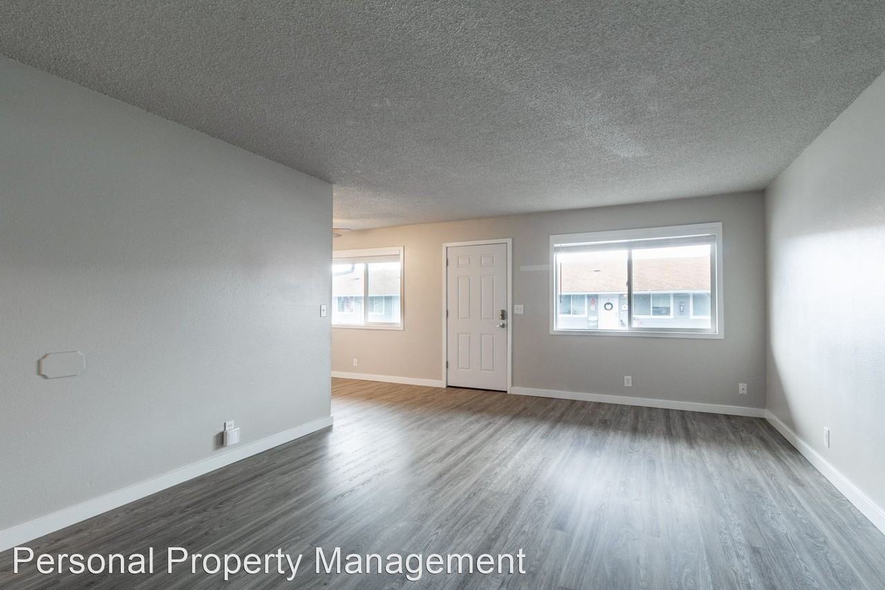 1008 Ne 86th St - Photo 3 of 11