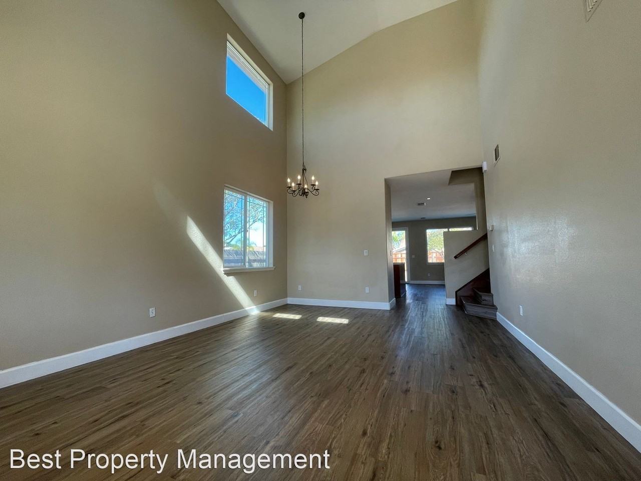 10 Leila Ct - Photo 2 of 16