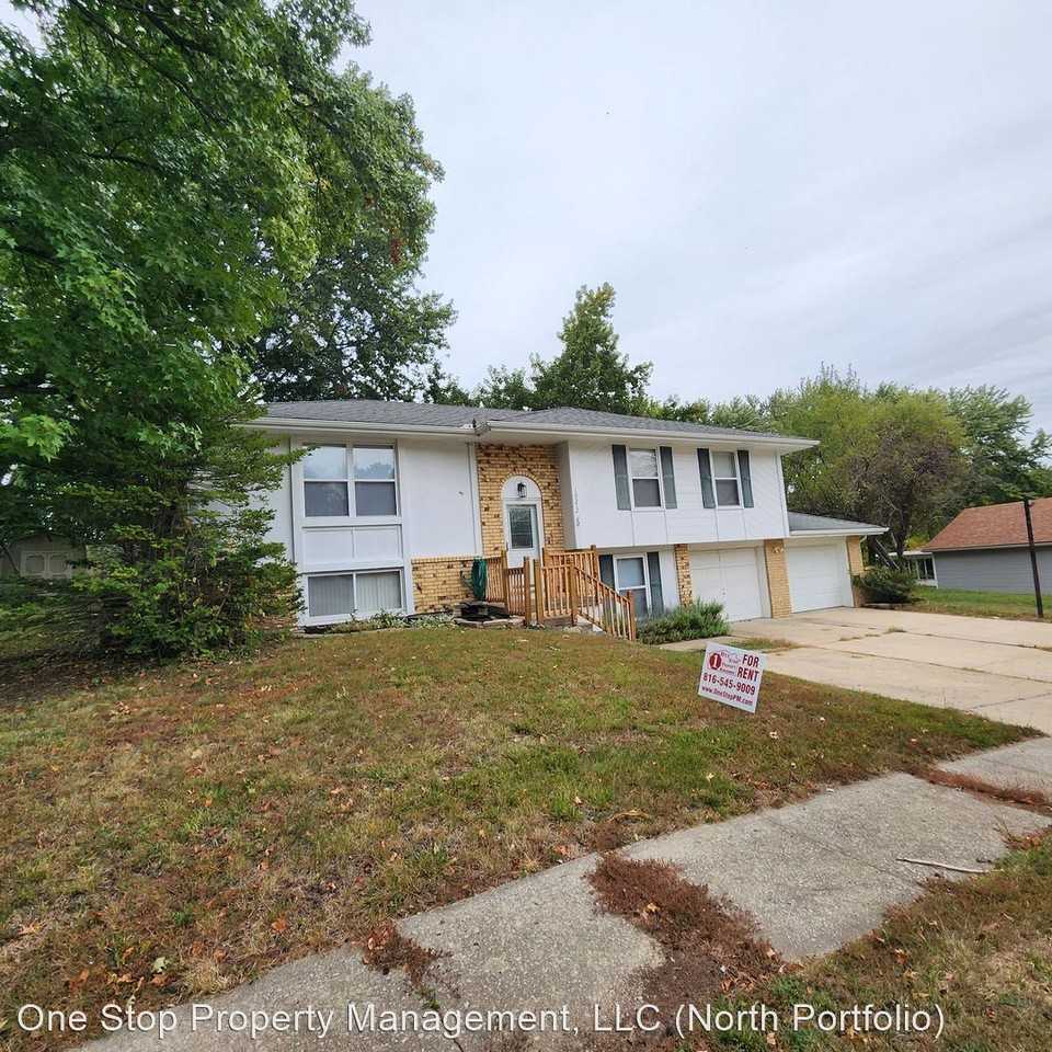 19212 E 15th St N - Photo 2 of 41