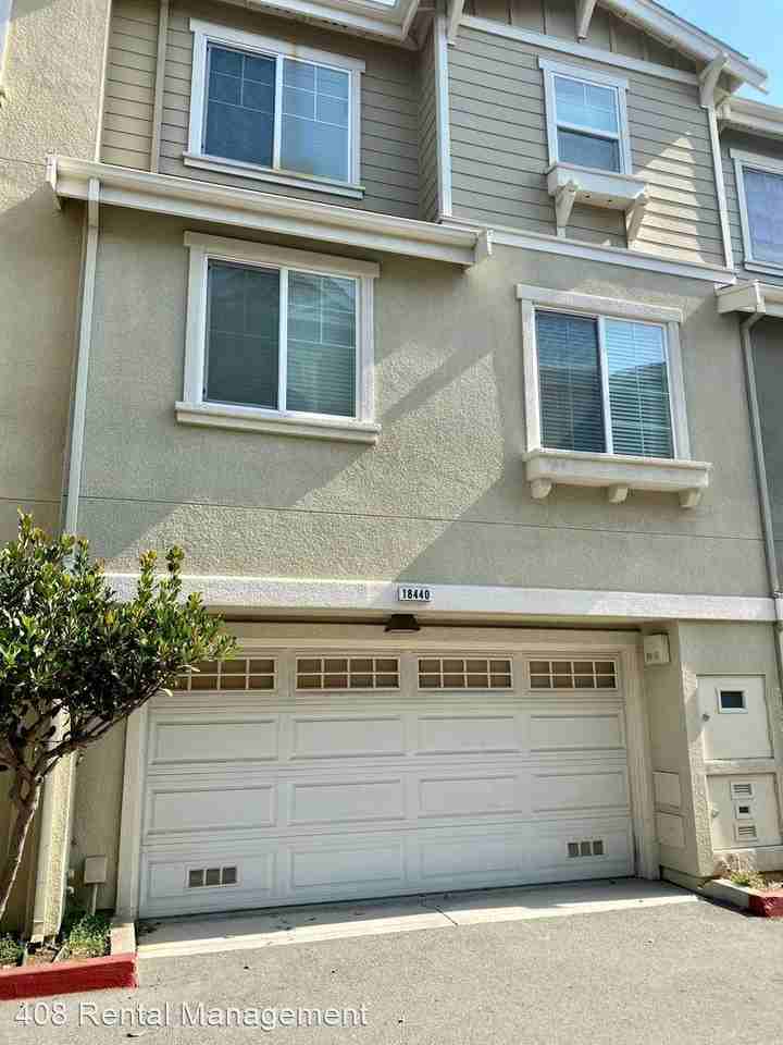 18440 Jade Ln - Photo 2 of 26