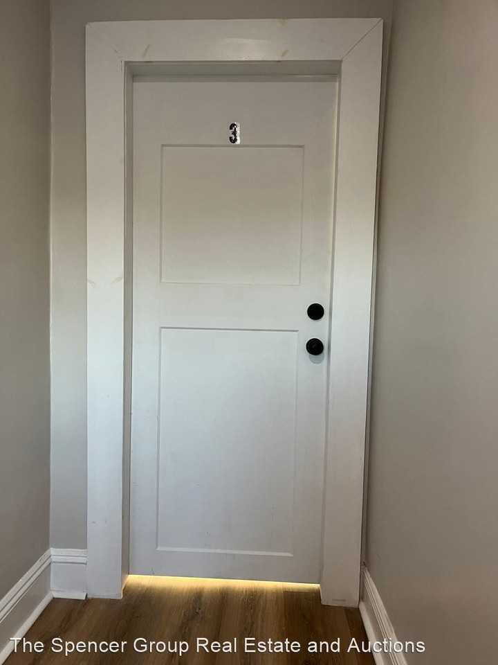 Granville St - Photo 2 of 16