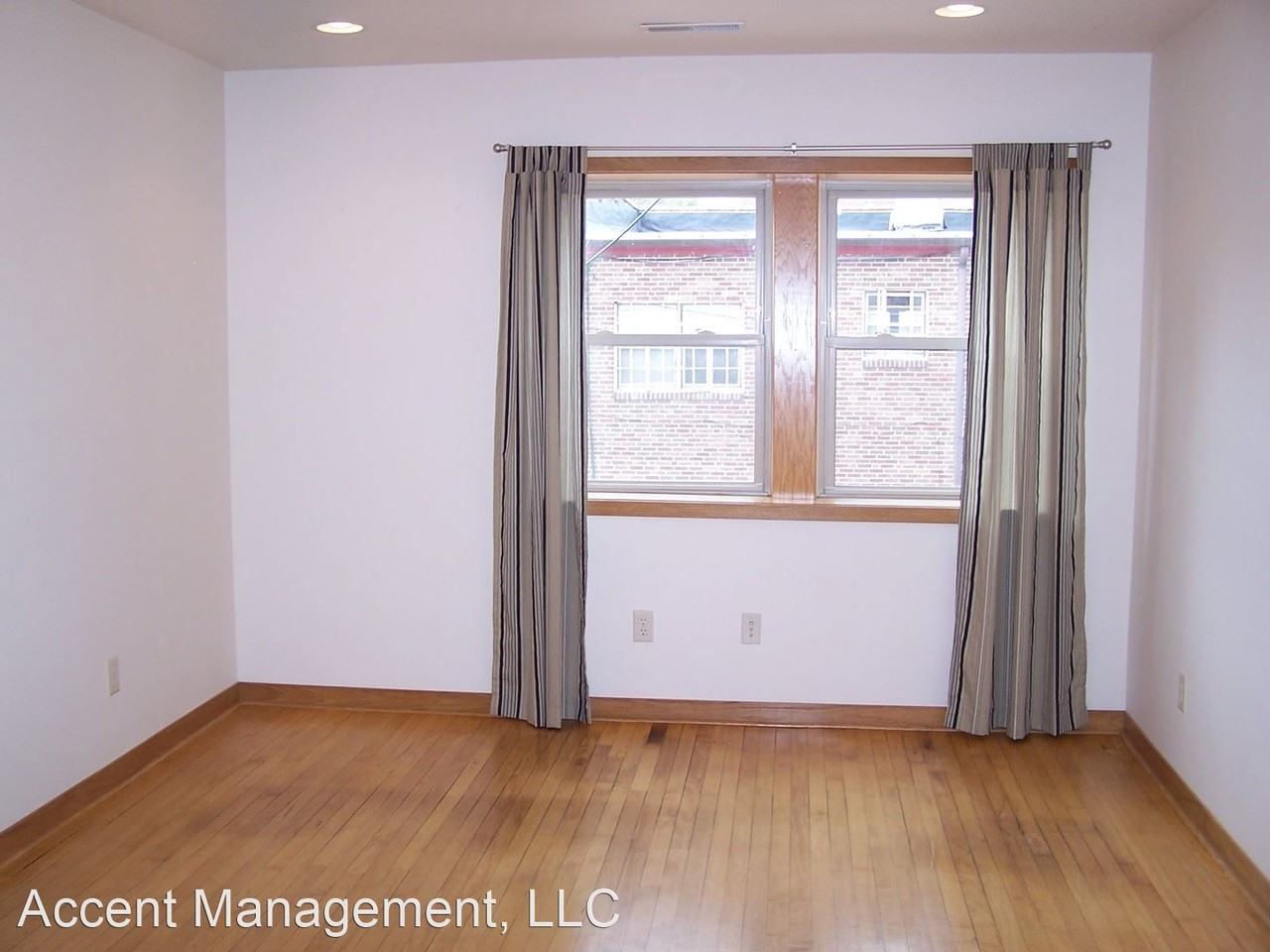 520-524 S Park St - Photo 3 of 20