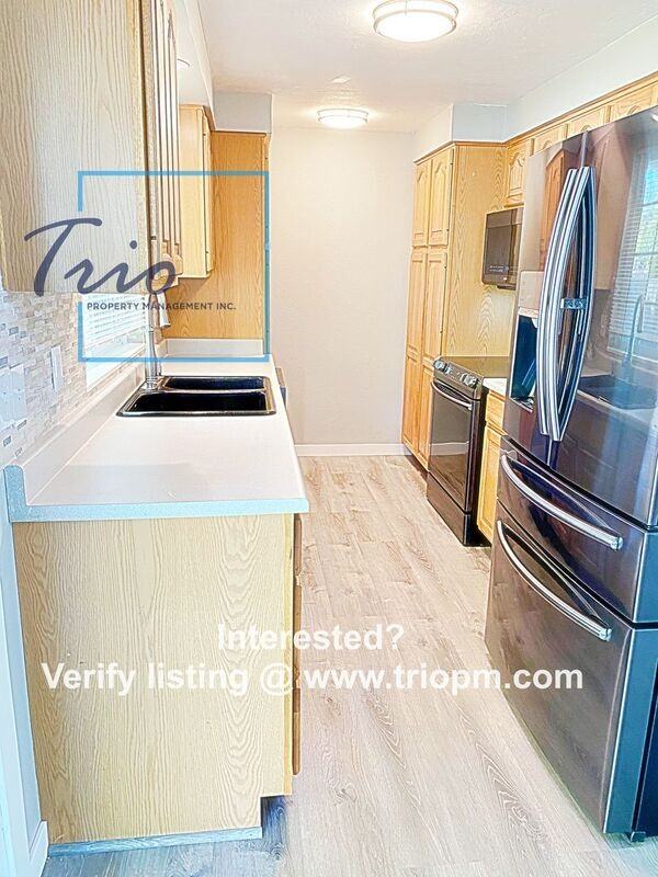 1097 Leigh St - Photo 3 of 29