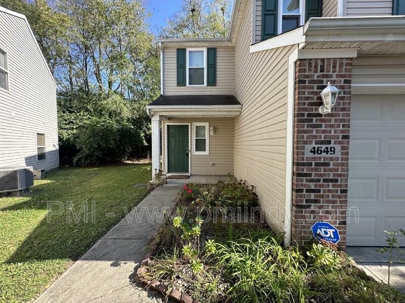 4649 White Lick Ct - Photo 2 of 23