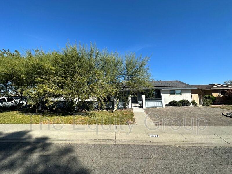 1522 W Monte Vista Ave - Photo 3 of 21