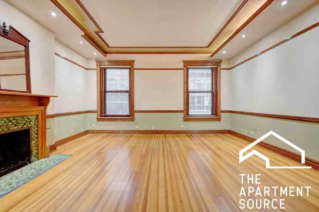 33 E Division St #3 - Photo 5 of 22