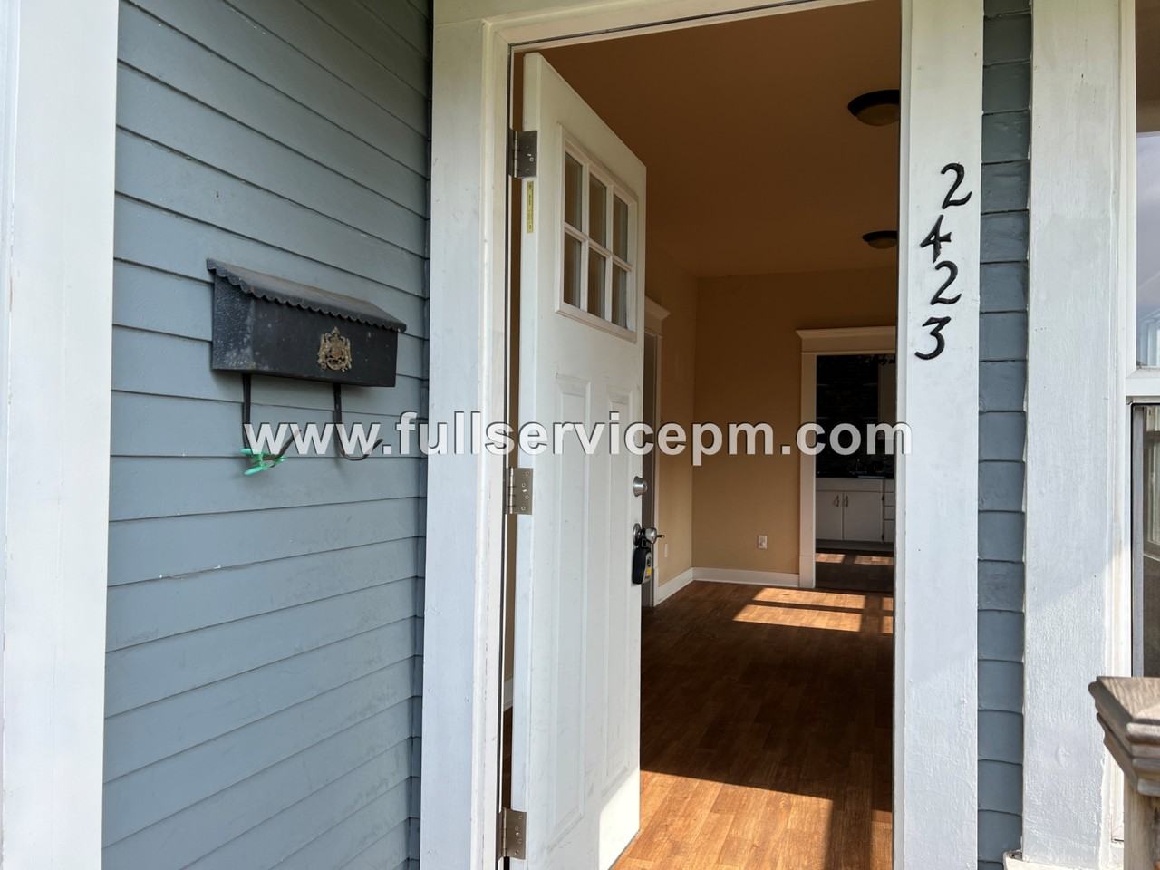 2423 Highland Ave - Photo 3 of 43