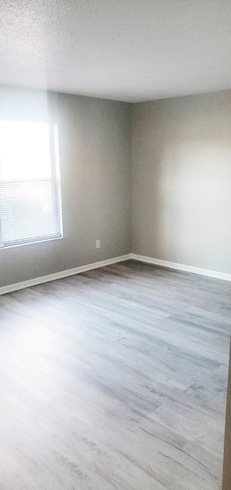 1837 Meadowland Ln #C - Photo 5 of 14